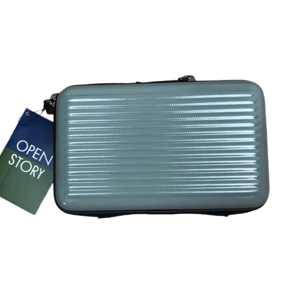 **Free with $25 purchase** Open Story Hardside Mini Case - Picture 5 of 14